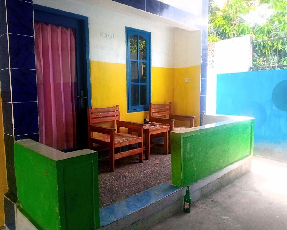 Bulan Homestay Plambi Экстерьер фото