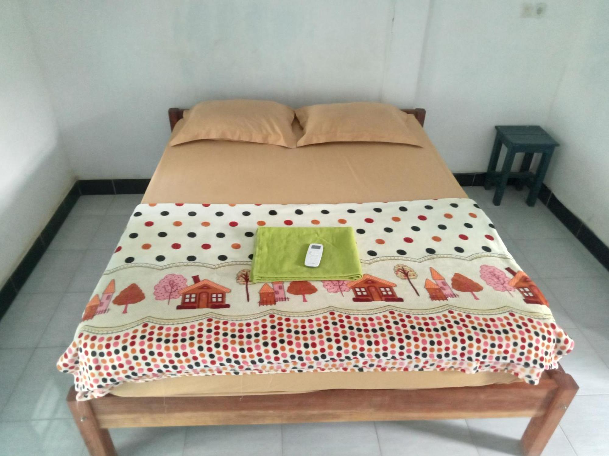 Bulan Homestay Plambi Экстерьер фото